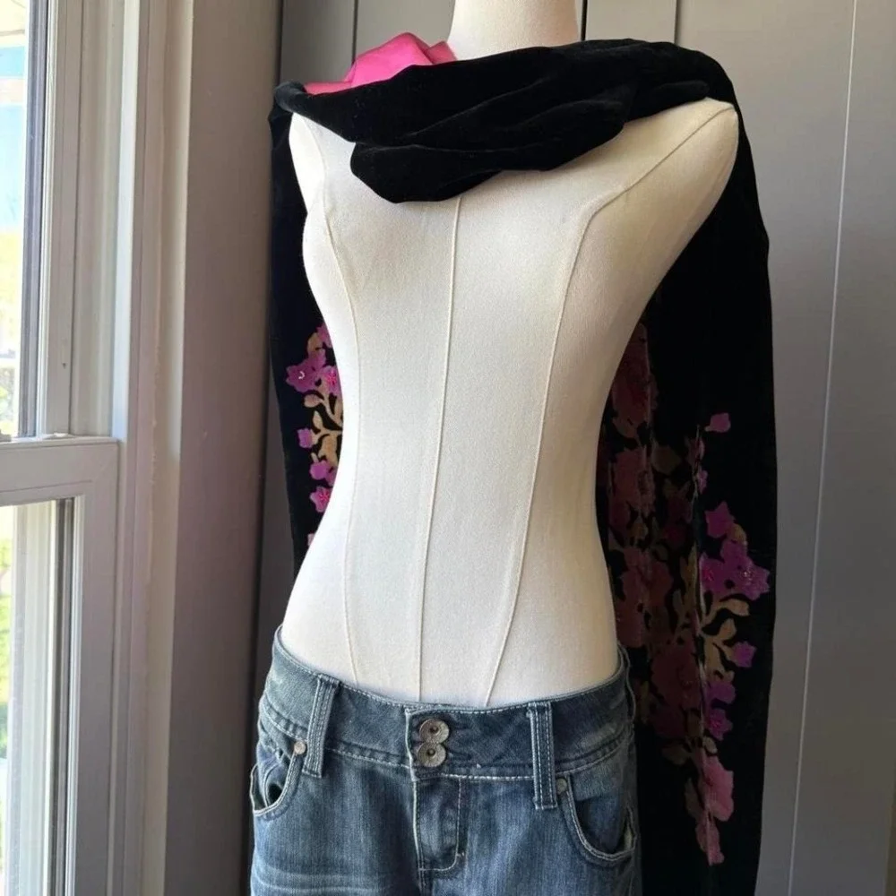 Vintage Casual Corner Velvet Floral Scarf Silk Blend Black Embroidered Beaded